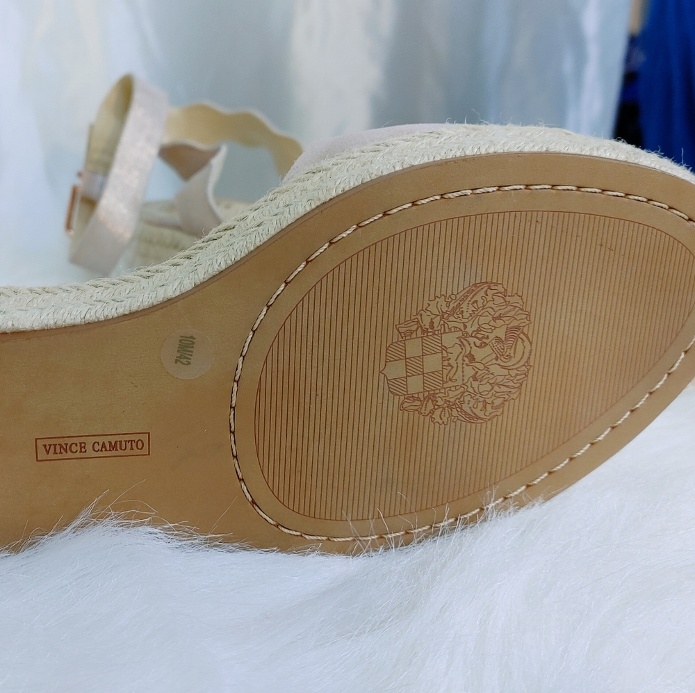 Sandals - Picture 5 of 5